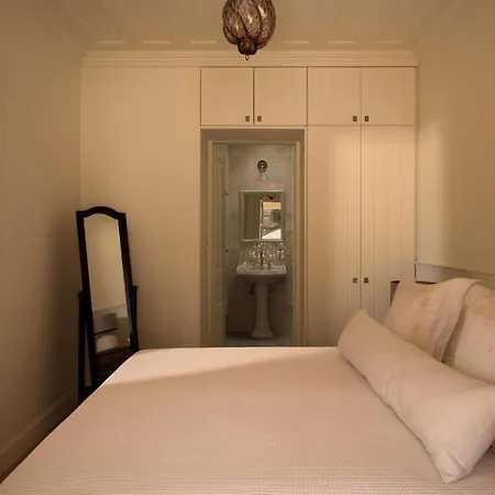 Apartment Aghioti *